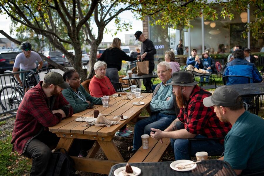 Anchorage: Downtown Food & History Walking Tour - How the 3-Hour Tour Flows: Walking Without Fatigue