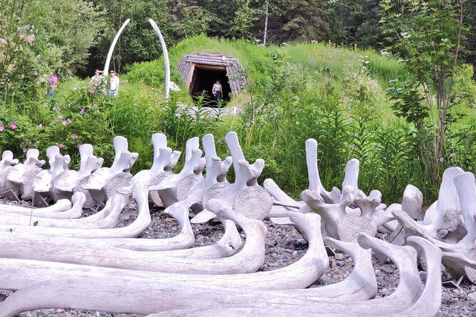 Anchorage Highlights and Indigenous Heritage - Ship Creek Photo Stop: Short Walk, Big “Where Are We?” Payoff