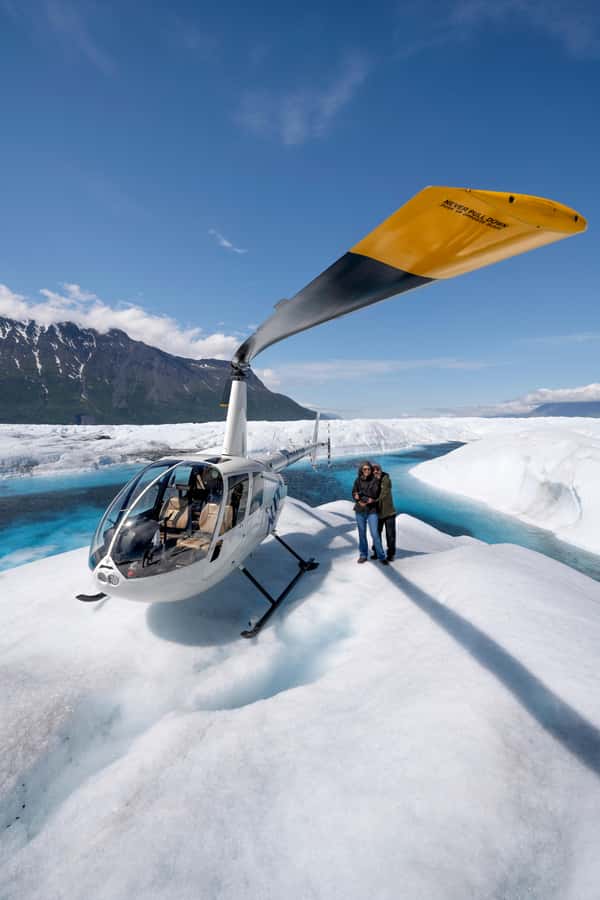 Anchorage: Knik Glacier Helicopter Tour with Landing - Landing on Knik Glacier: 30 minutes on thousand-year-old ice