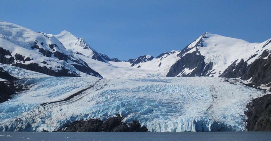 Anchorage: Portage Glacier and Wildlife Explorer Cruise - How the Portage Glacier cruise feels when you’re that close