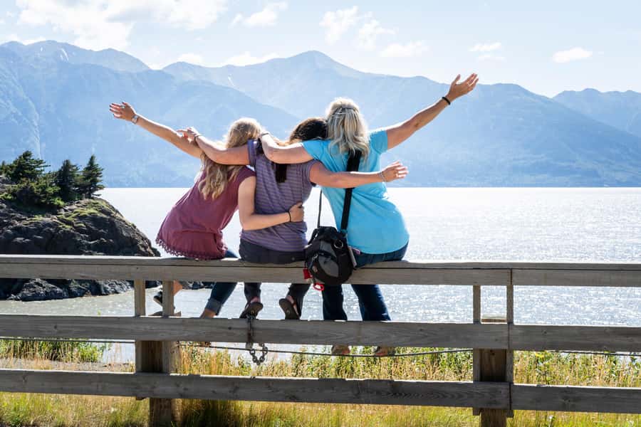 Anchorage: Scenic Tour to Wildlife Center with hotel pickup - Price and value: how $129 stacks up for what you get