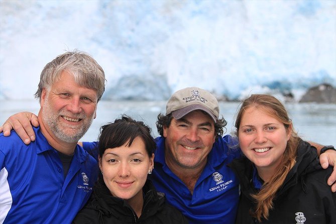 Kenai Fjords National Park Glacier & Wildlife Tour from Seward - Wildlife spotting on the Kenai Fjords route: what you’ll actually look for