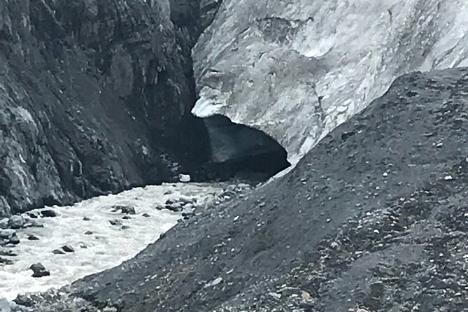 Seward and Kenai Fjords National Park Guided Tour with Lunch - Drive-through Seward highlights: a real local context layer