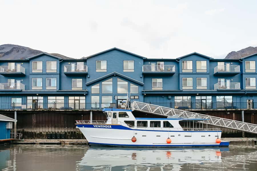 Seward: Kenai Fjords National Park Catamaran Cruise w/Lunch - Motion, weather, and what to pack for a catamaran day
