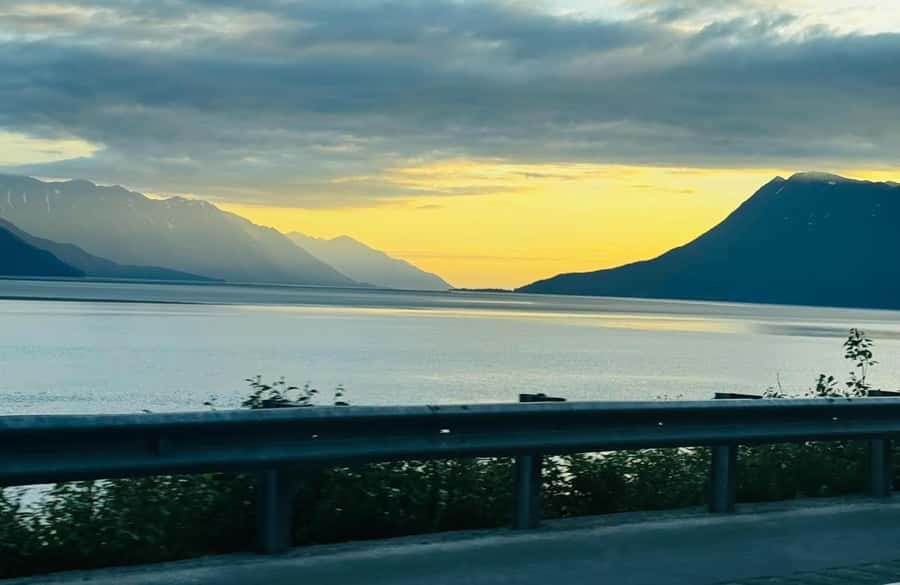 Seward: Transit Tour to Anchorage with Wildlife Center - Seward to Anchorage: what an 8-hour transit day really means
