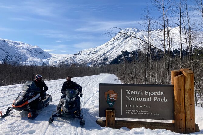 Snowmobile and Snowshoe Dual Adventure in Kenai Fjords NP - Exit Glacier: snowshoe time and big mountain views
