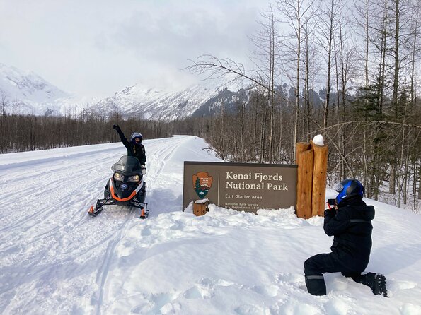 Snowmobile Classic Tour in Kenai Fjords National Park - Stop 2: Exit Glacier Overlook and Time to Appreciate It